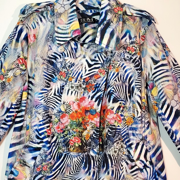 Etoile Du Monde Multicolor Button Jacket - Picture 3 of 16